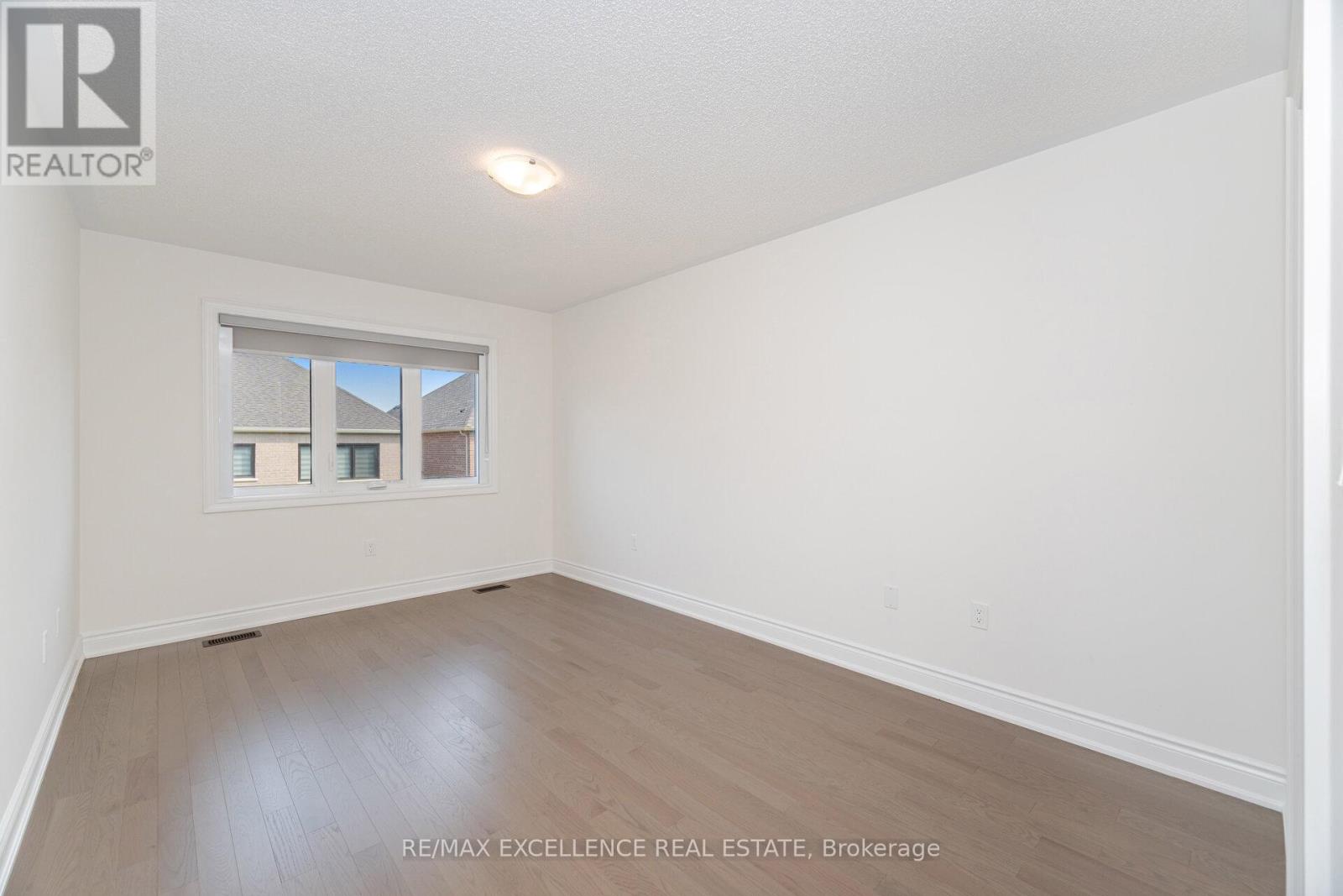 Photo 15 of 85 Bermondsey Way, Brampton ON