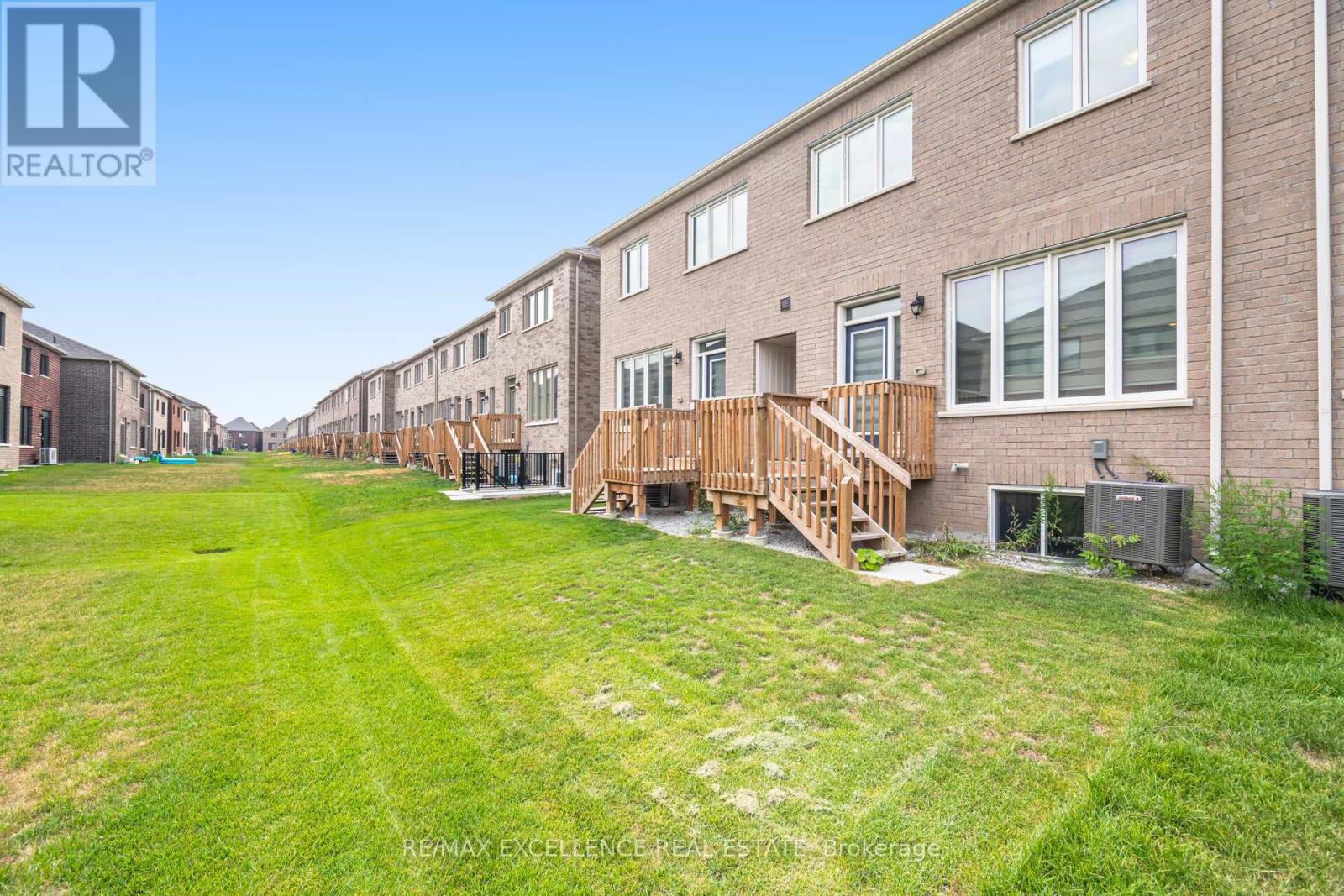 Photo 40 of 85 Bermondsey Way, Brampton ON