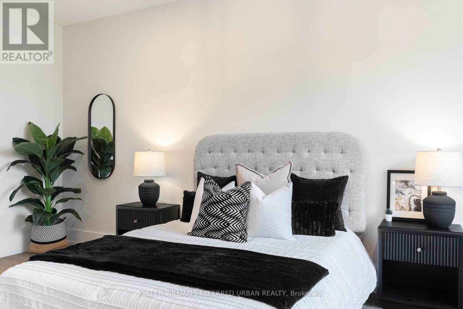 Photo 20 of 223 A Beta Street, Toronto ON