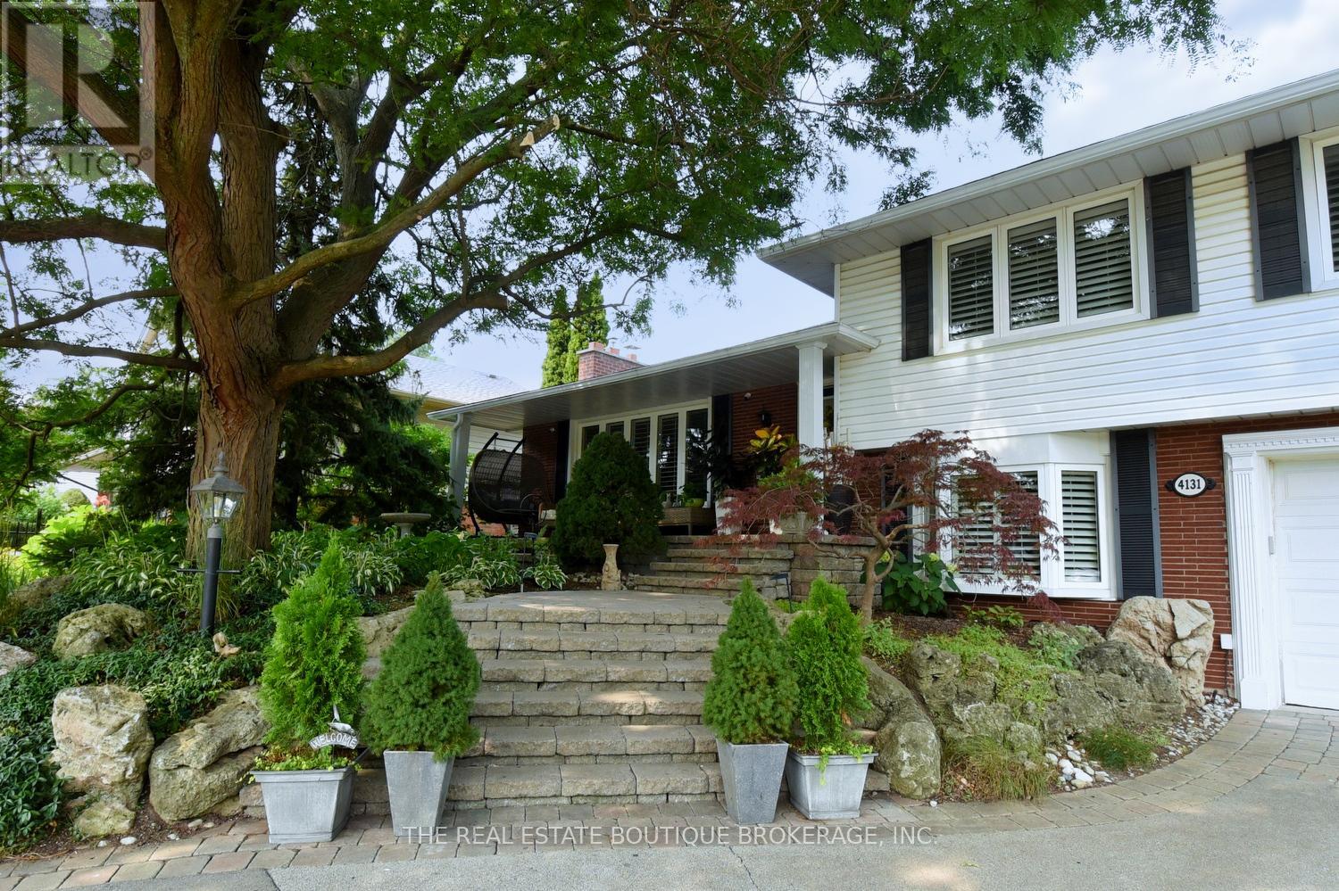 Photo 21 of 4131 Lorraine Crescent, Burlington ON