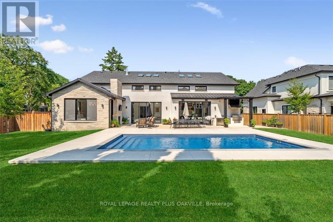 Photo 36 of 234 Walby Drive, Oakville ON