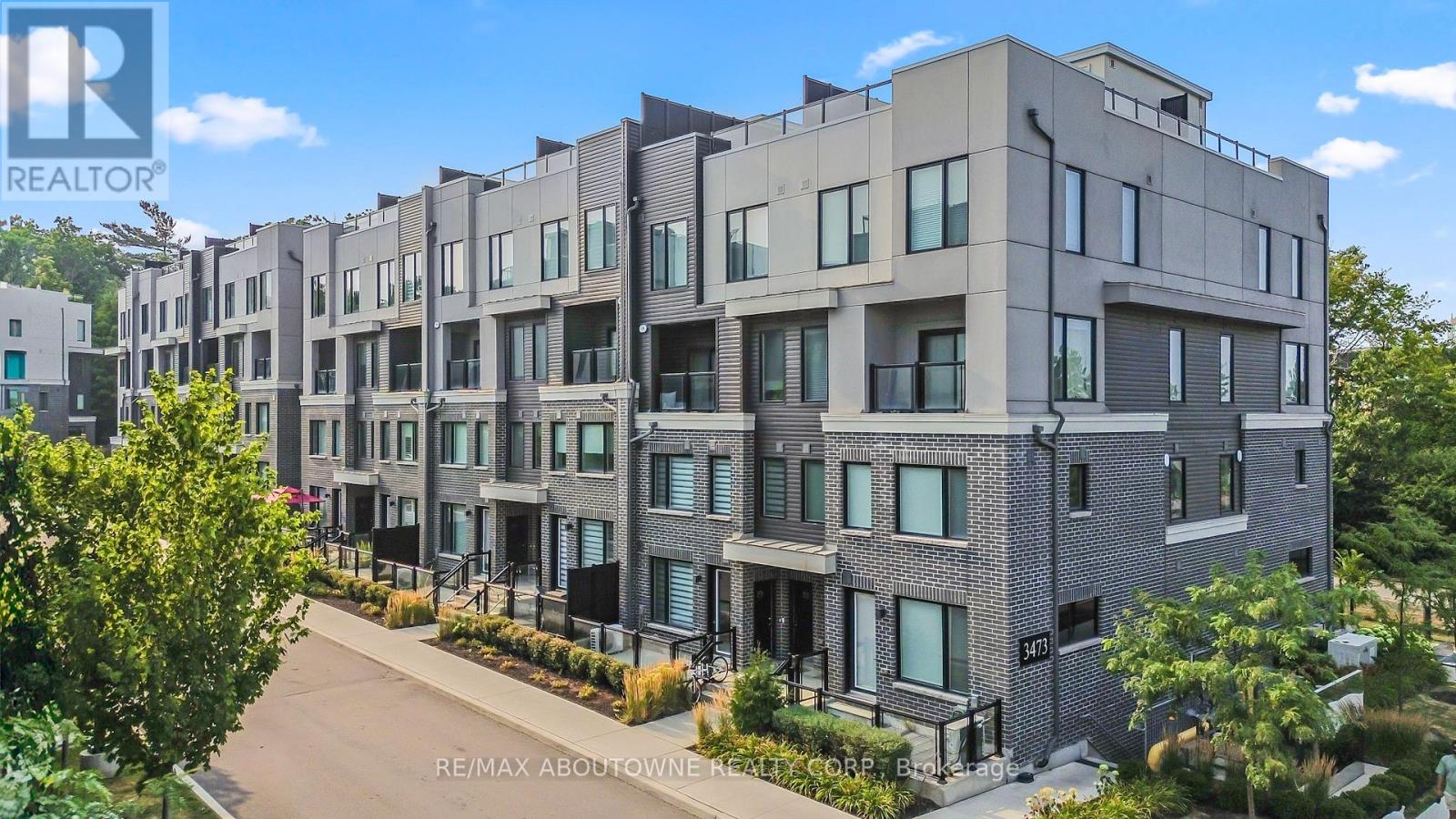Photo 20 of 4 3473 Widdicombe Way, Mississauga ON