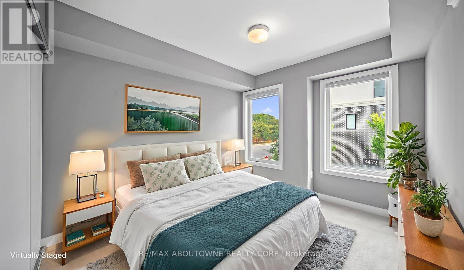 Photo 5 of 4 3473 Widdicombe Way, Mississauga ON