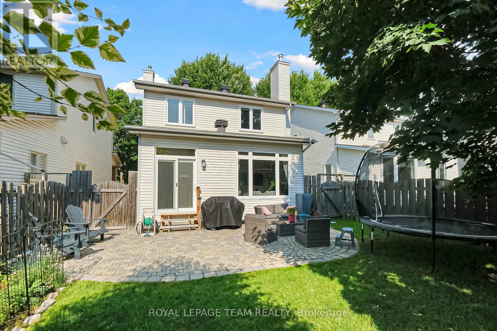 Photo 31 of 22 Avonhurst Avenue, Ottawa ON