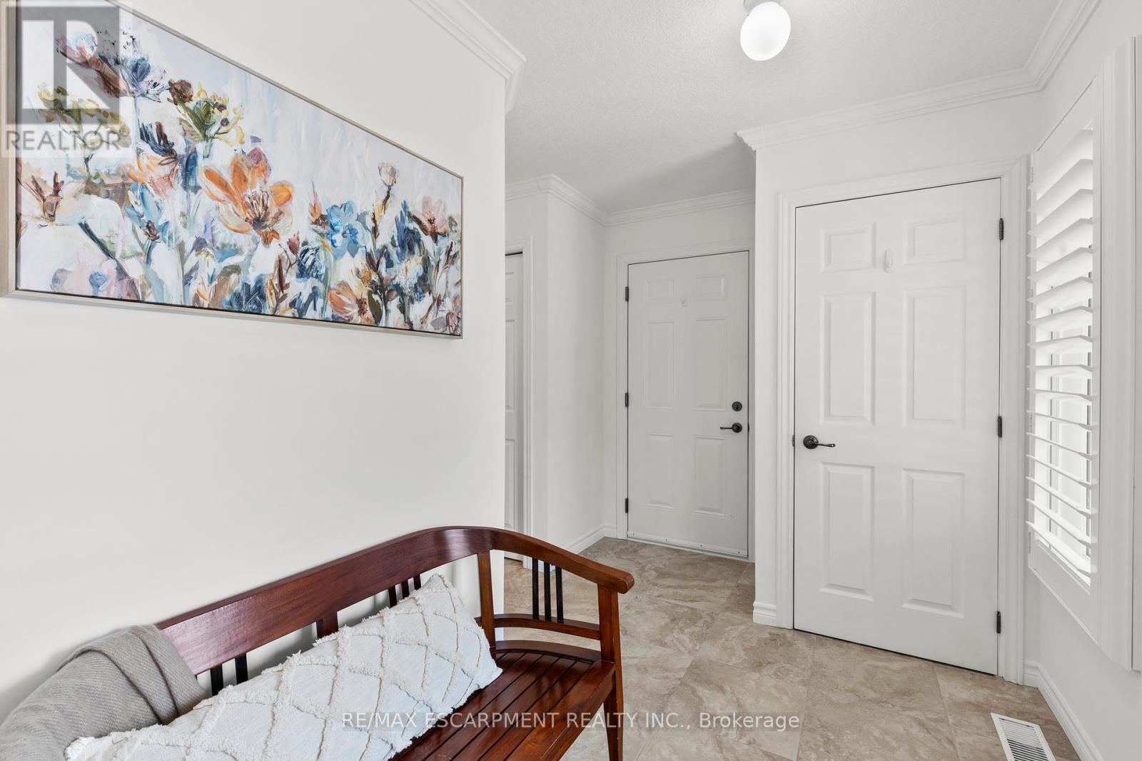 Photo 12 of 3923 Sunset Lane, Lincoln ON