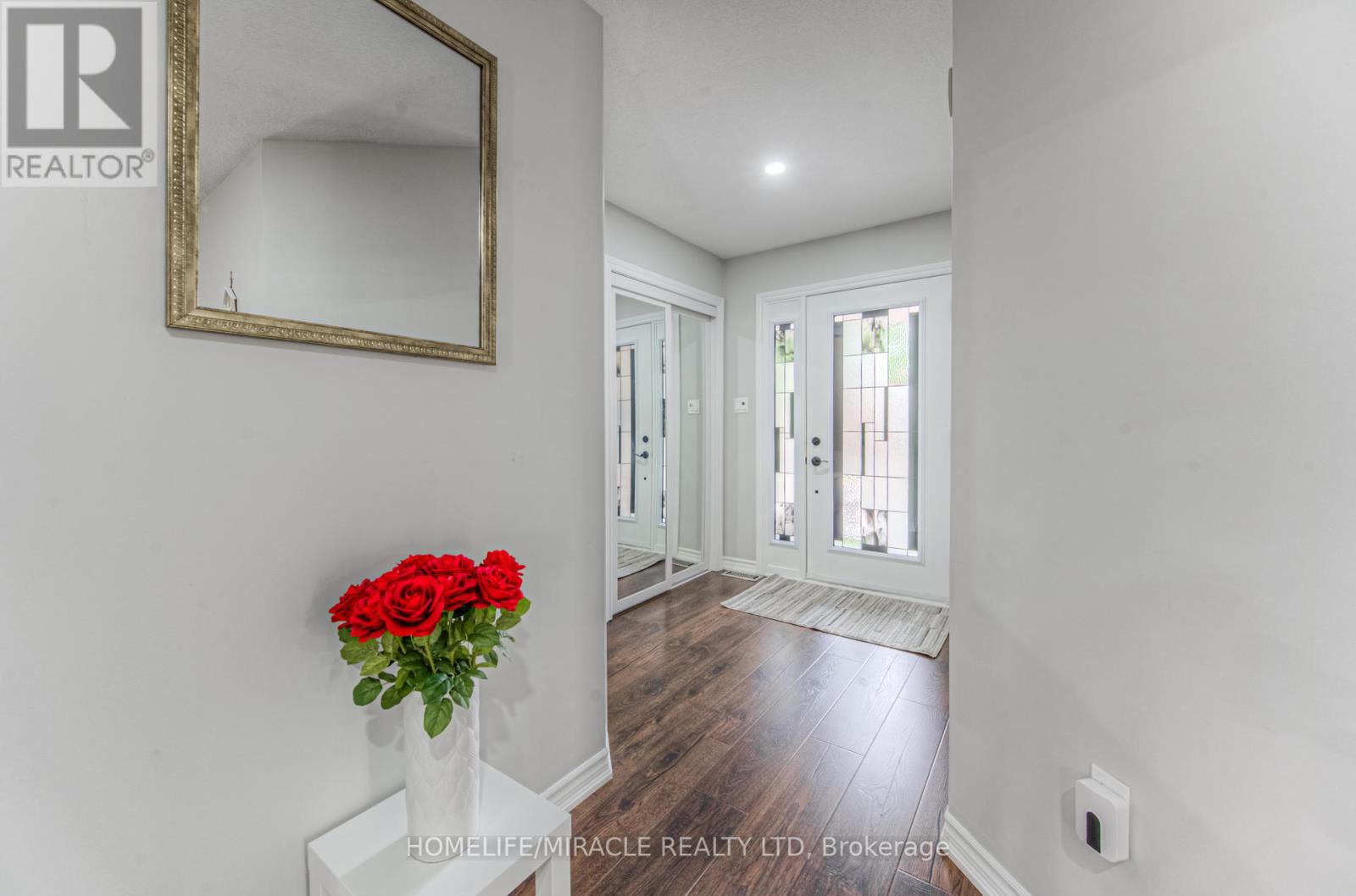 Photo 6 of 37 Albert Street, Cambridge ON