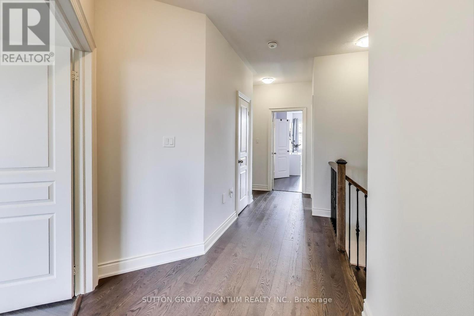 Photo 35 of 9 Skinner Road, Hamilton ON