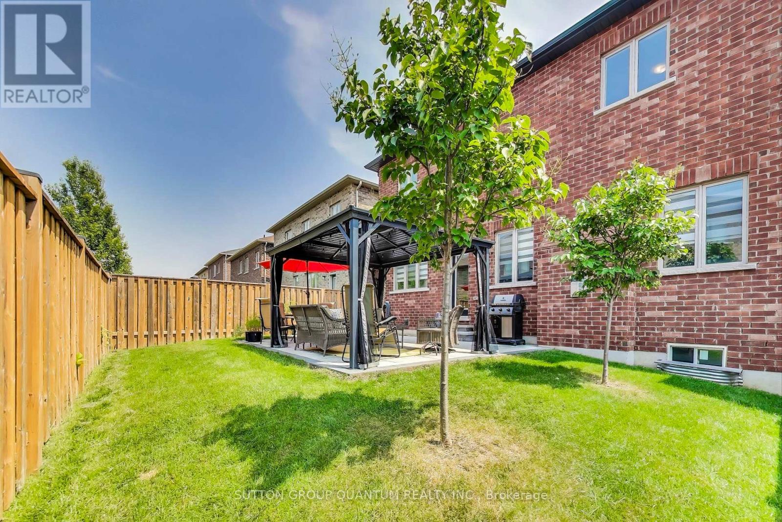 Photo 32 of 9 Skinner Road, Hamilton ON