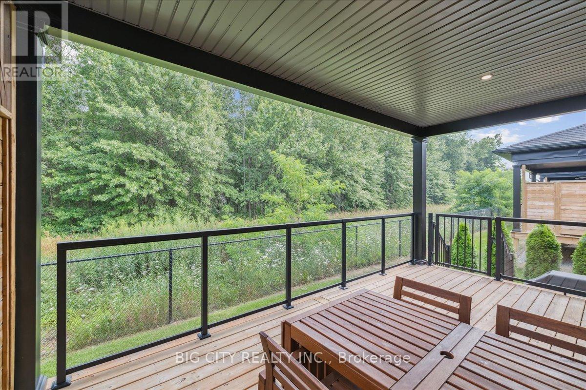 Photo 13 of 23 9150 Willoughby Drive, Niagara Falls ON