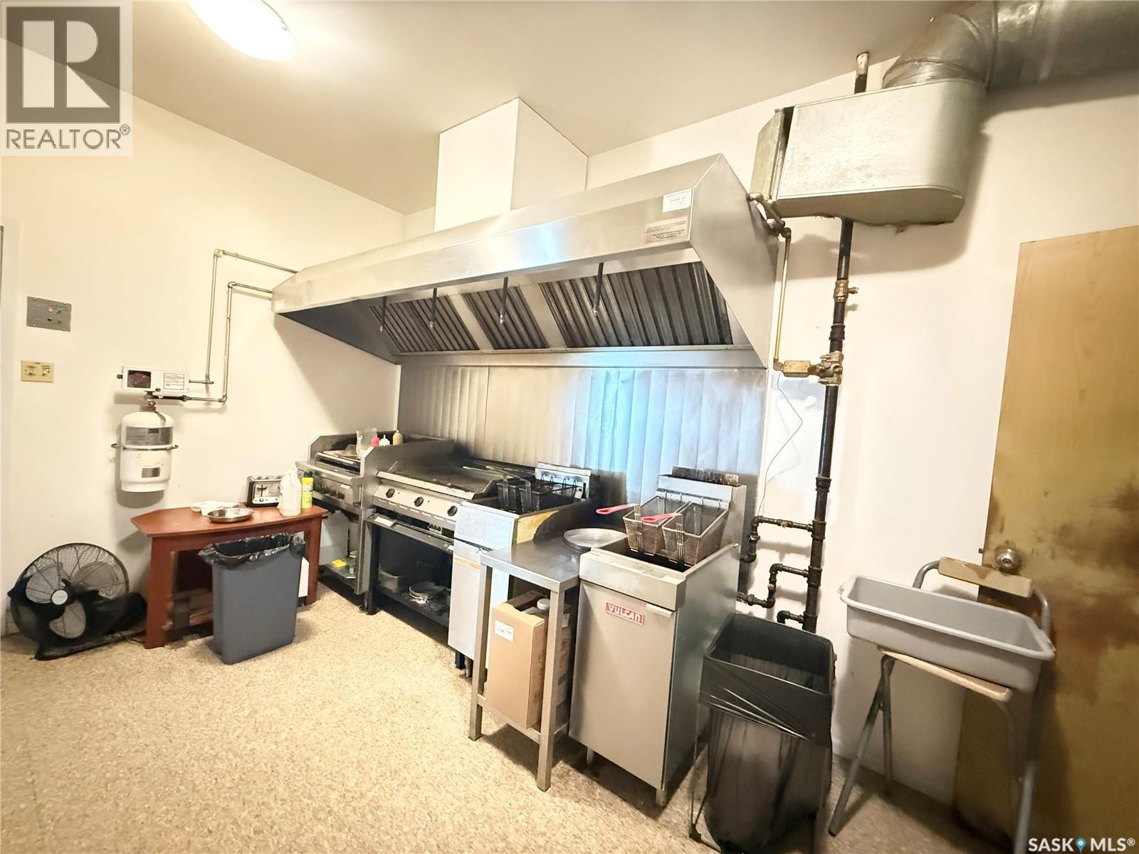 Photo 14 of 401 1st Street, Montmartre SK