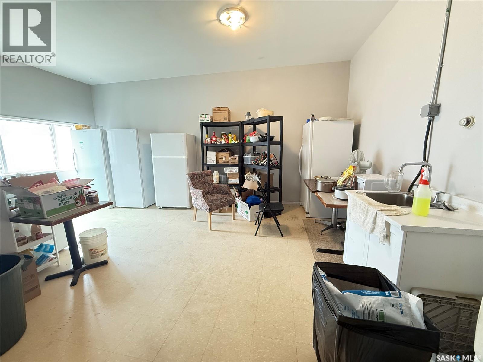 Photo 17 of 401 1st Street, Montmartre SK