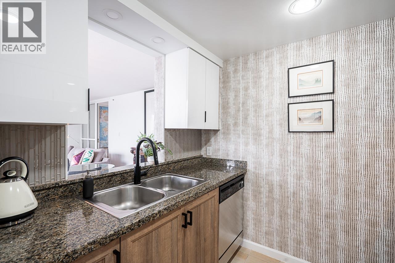 Photo 18 of 302 1228 Marinaside Crescent, Vancouver BC