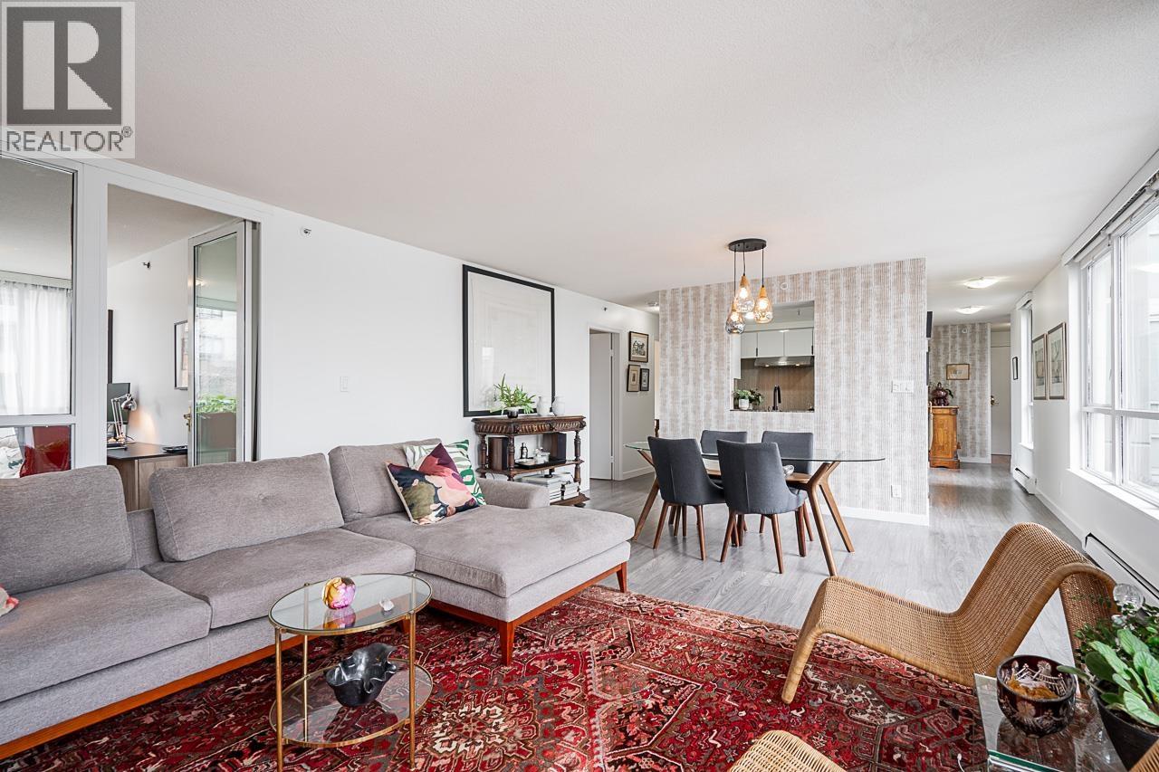 Photo 10 of 302 1228 Marinaside Crescent, Vancouver BC