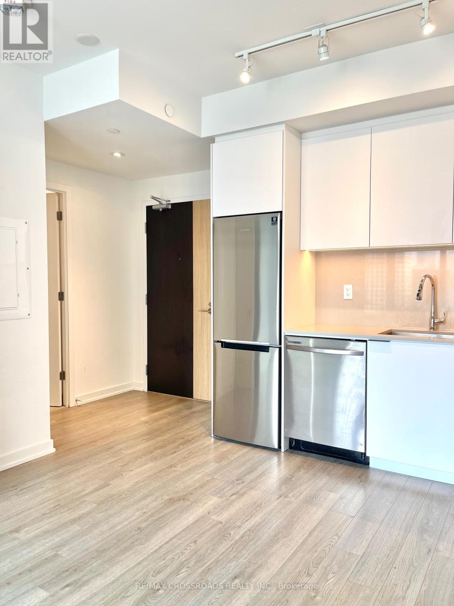 Photo 4 of 1318 50 Power Street, Toronto ON