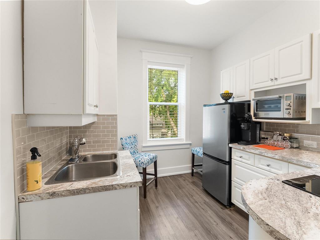 Photo 5 of 8 105 Scotia Street, Winnipeg MB