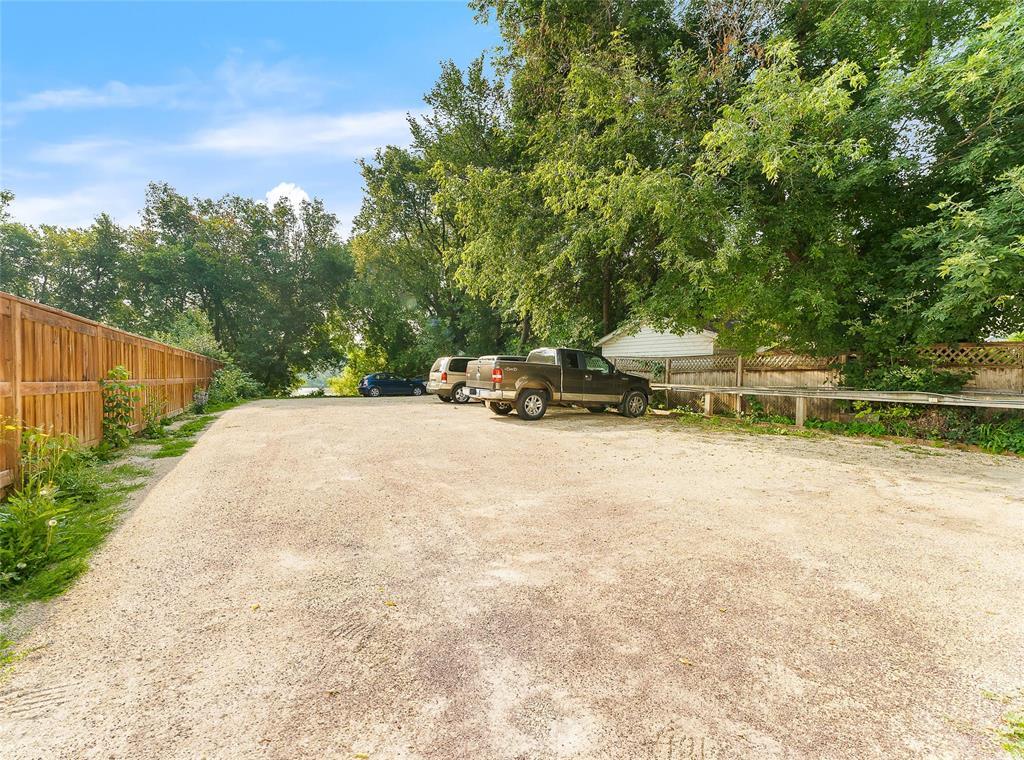 Photo 9 of 8 105 Scotia Street, Winnipeg MB
