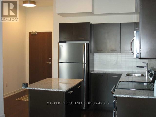 Photo 2 of 401 365 Prince Of Wales Drive, Mississauga ON