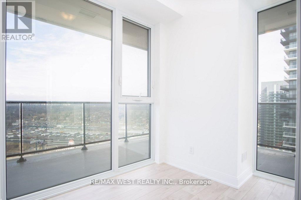 Photo 17 of 3602 70 Annie Craig Drive, Toronto ON