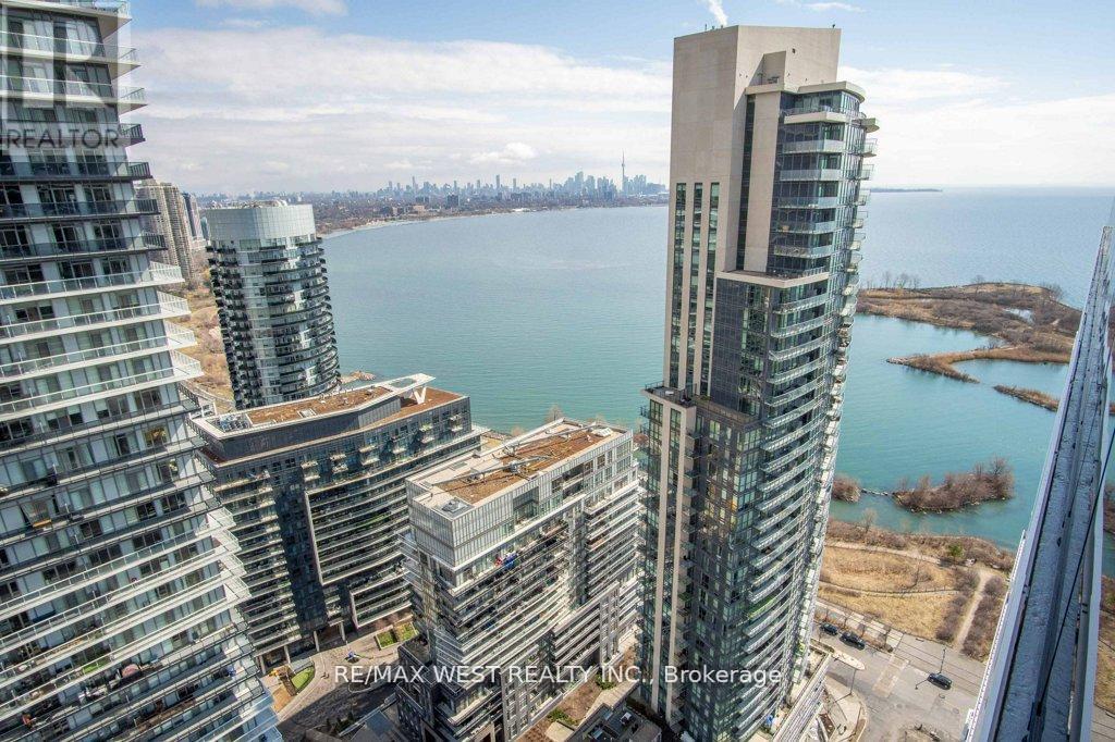 Photo 40 of 3602 70 Annie Craig Drive, Toronto ON