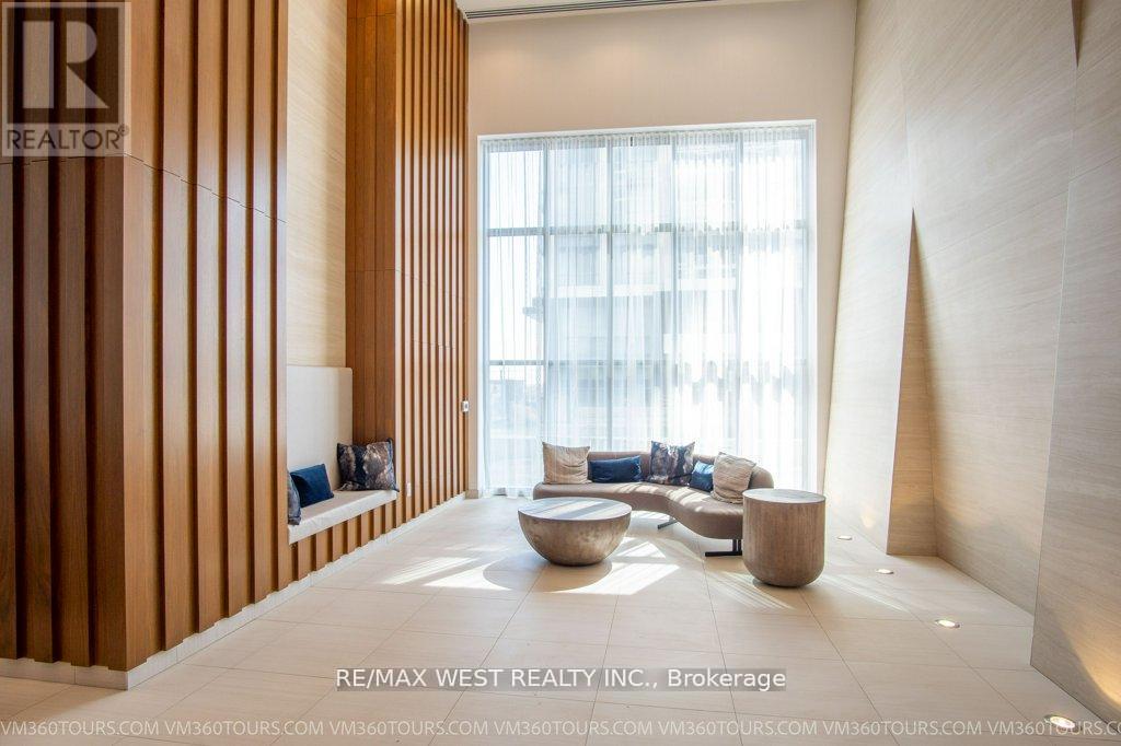 Photo 6 of 3602 70 Annie Craig Drive, Toronto ON