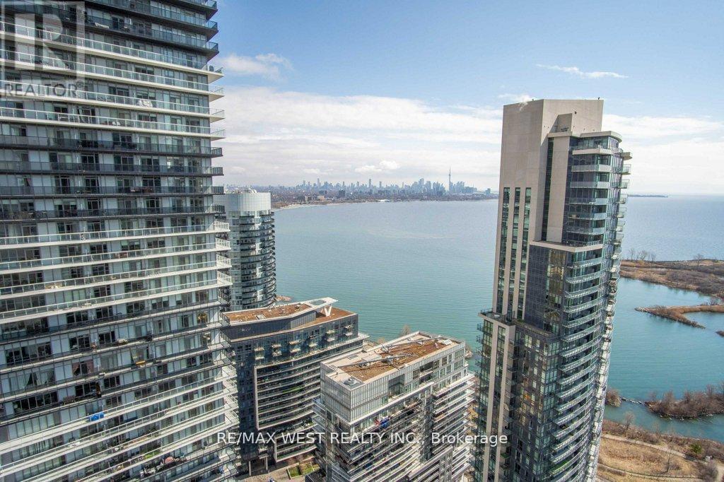 Photo 37 of 3602 70 Annie Craig Drive, Toronto ON