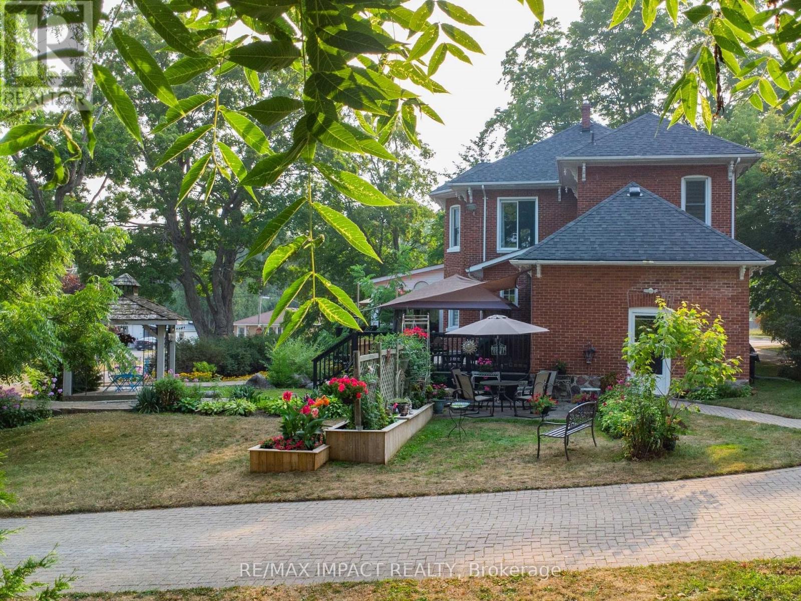 Photo 41 of 33 Division Street, Cramahe ON