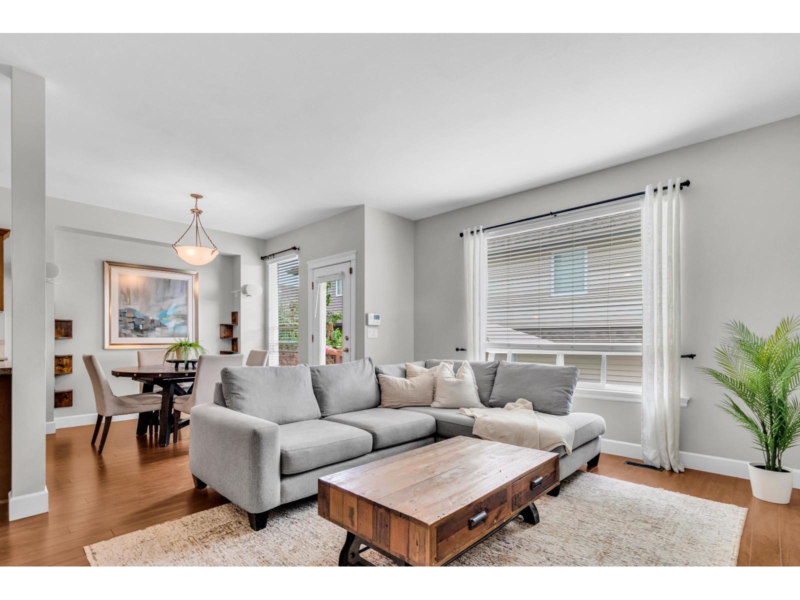 Photo 7 of 6640 192 Street, Surrey BC