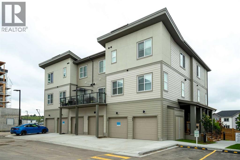 Single Family House for Sale in    Street SW Springbank Hill Calgary 