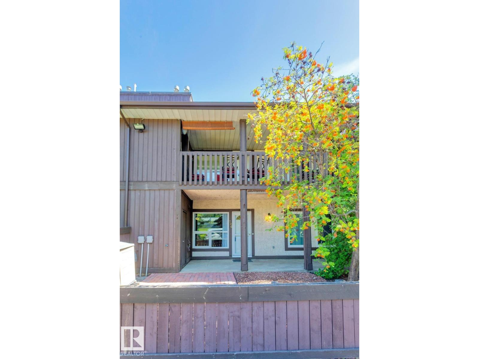 Photo 38 of 206 Surrey Gardens Gd Nw, Edmonton AB
