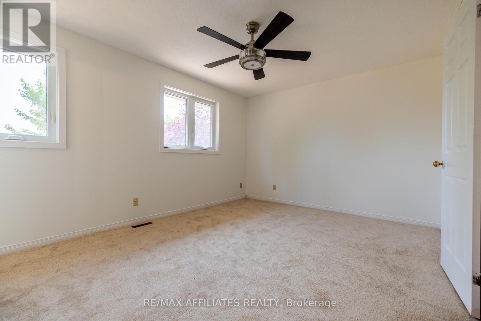Photo 14 of 14 Castlefield Avenue, Ottawa ON