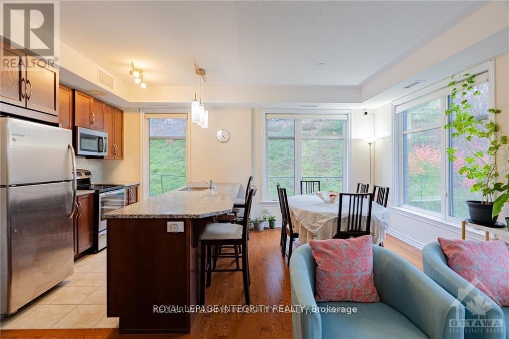 Photo 1 of 103 160 Guelph Private, Ottawa ON