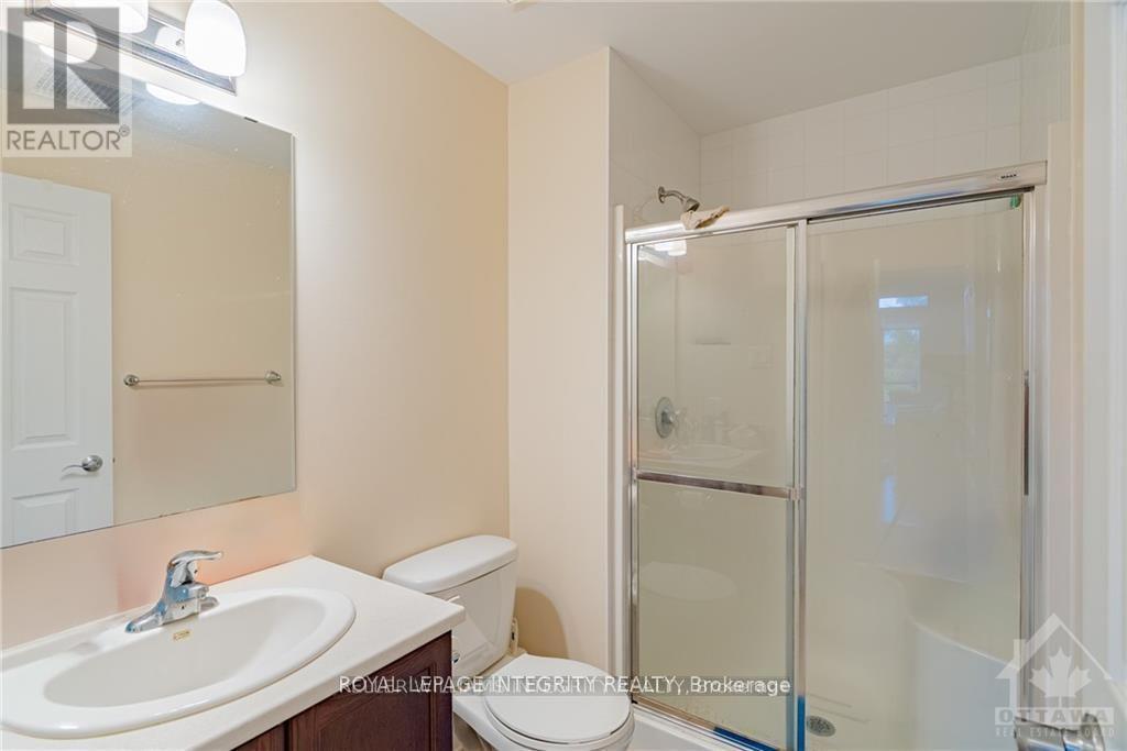Photo 17 of 103 160 Guelph Private, Ottawa ON
