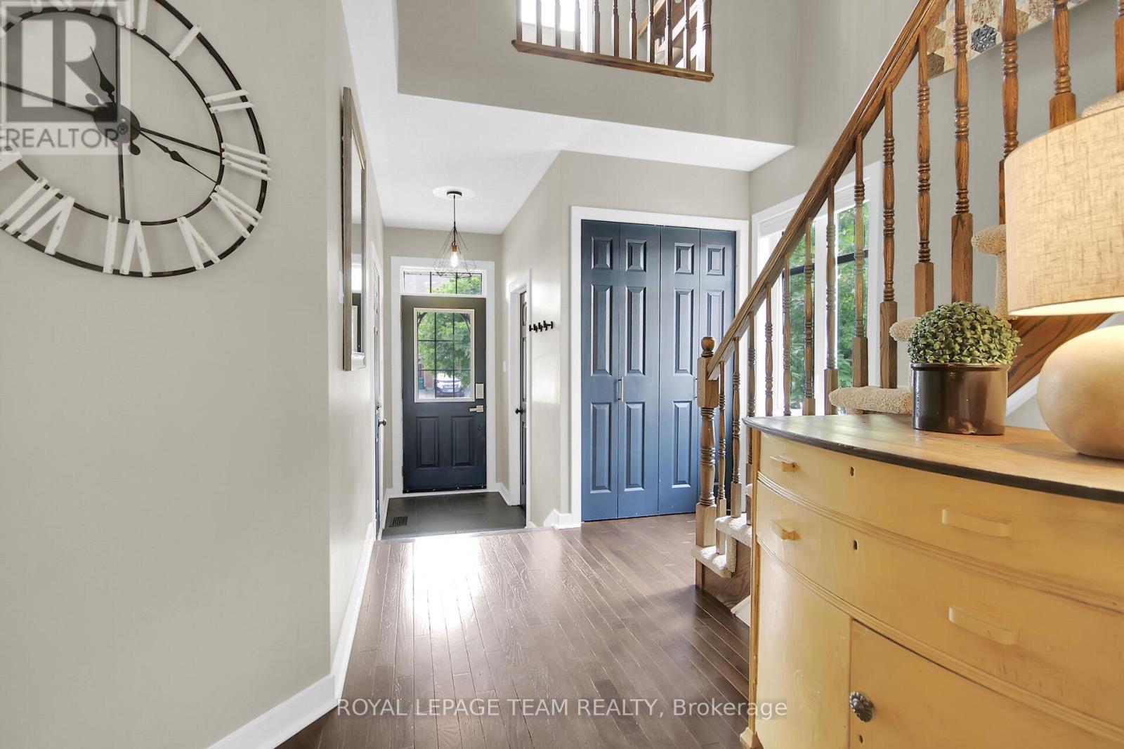 Spacious foyer