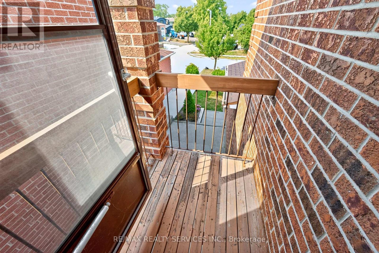 Photo 26 of 87 Birch Meadow Outlook, Vaughan ON