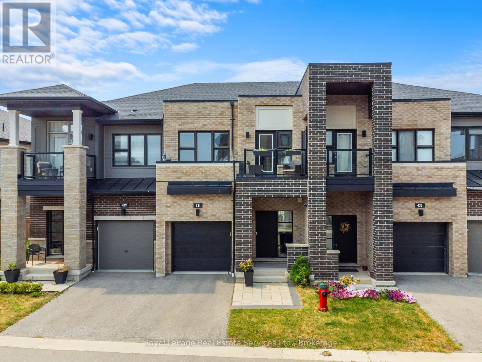 Photo 1 of 431 Athabasca Common, Oakville ON