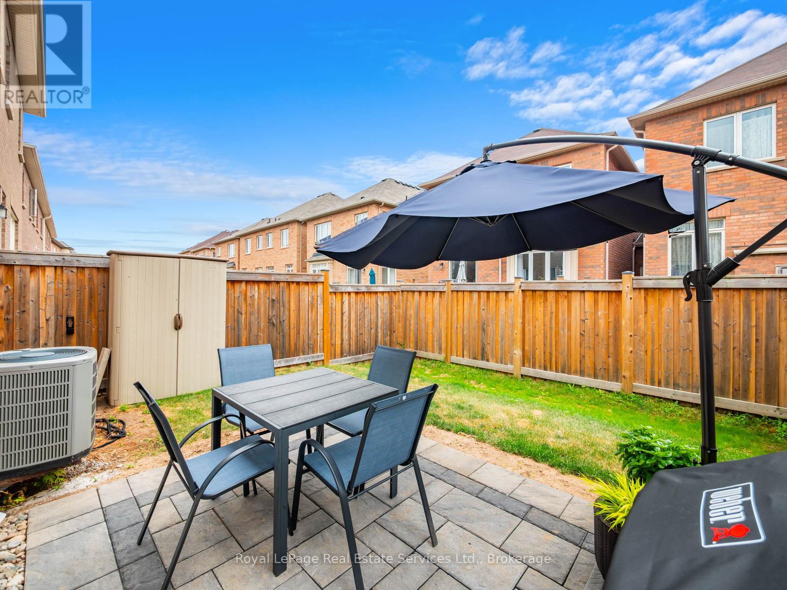 Photo 38 of 72 Orchardcroft Road, Oakville ON