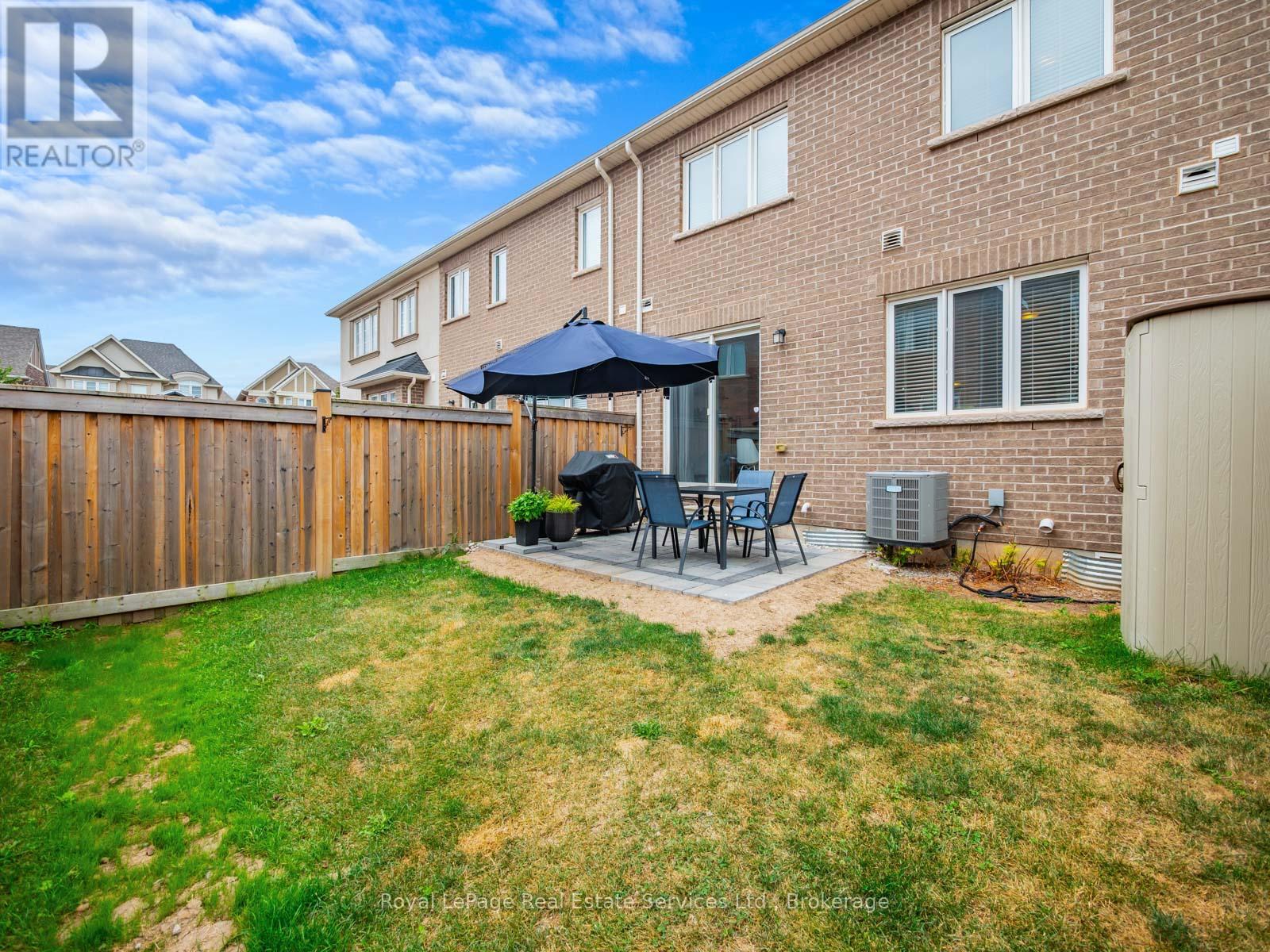 Photo 39 of 72 Orchardcroft Road, Oakville ON