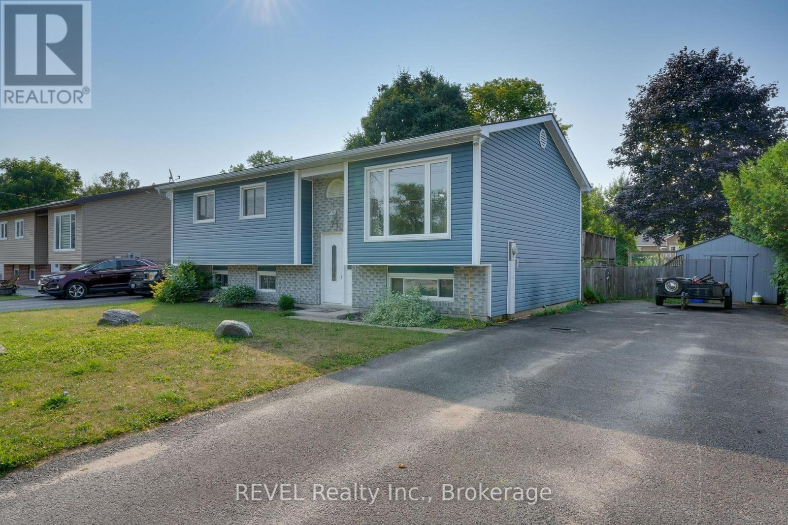 Photo 1 of 77 Bay Street, Tay ON