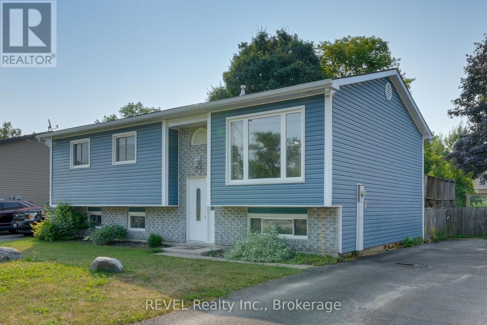 Photo 2 of 77 Bay Street, Tay ON