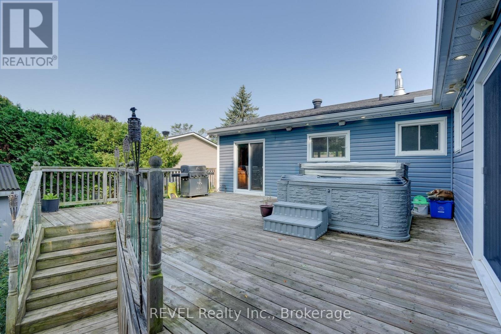 Photo 39 of 77 Bay Street, Tay ON
