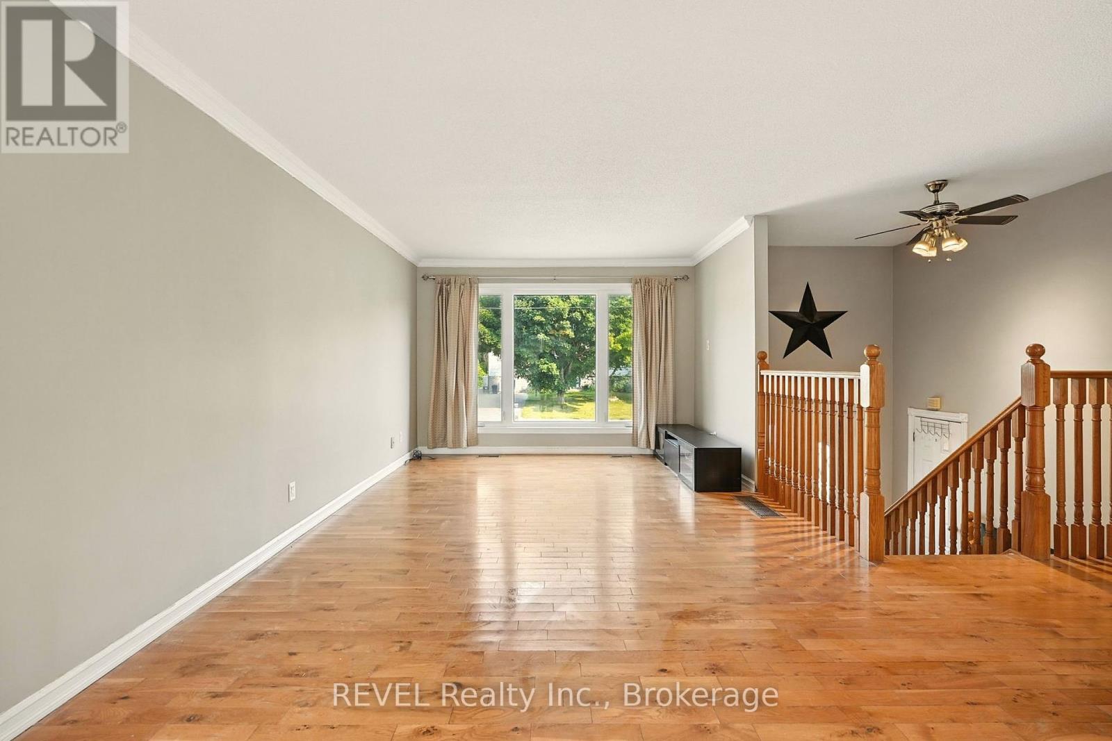 Photo 7 of 77 Bay Street, Tay ON