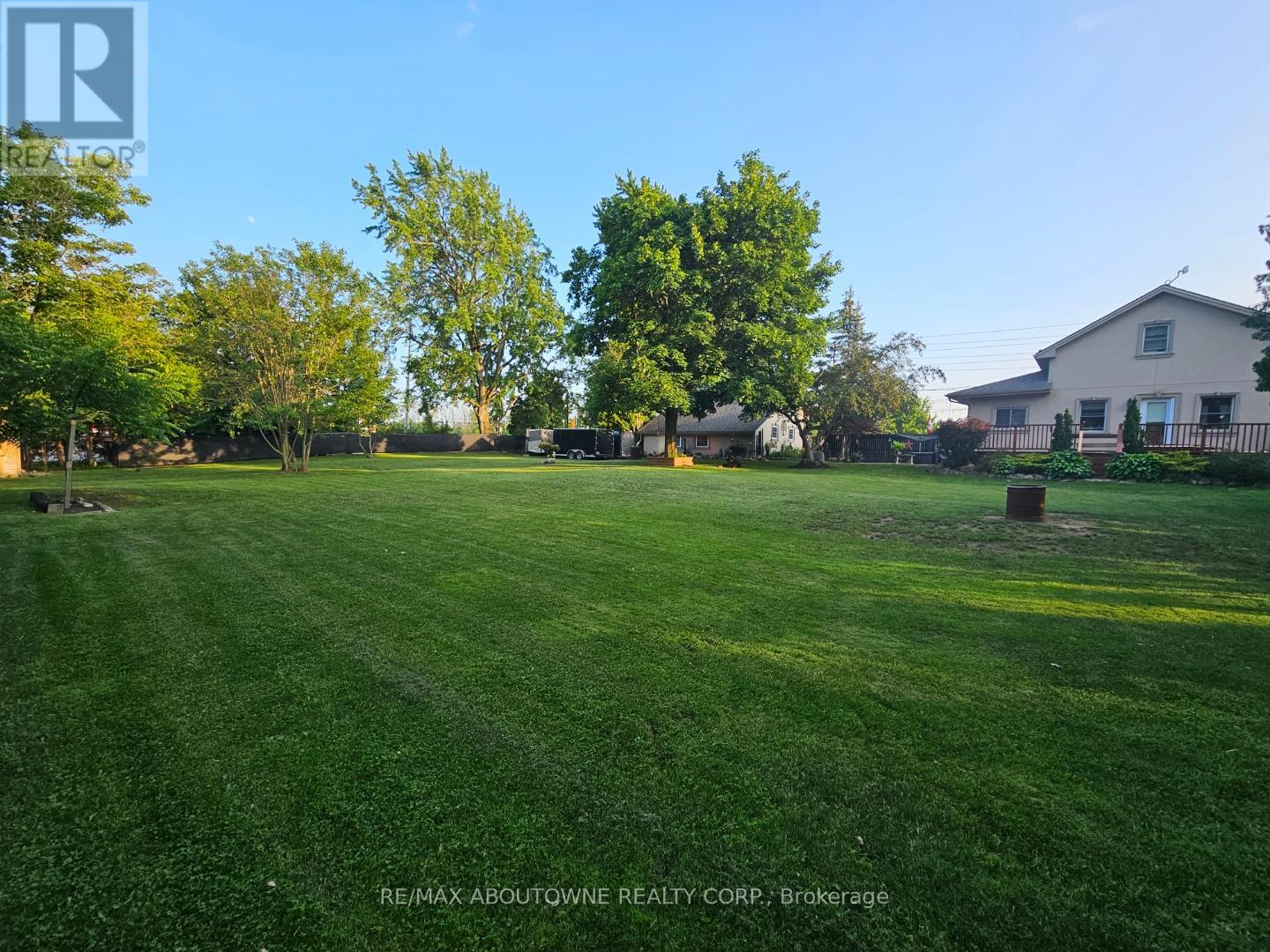 Photo 23 of 11011 Guelph Line, Milton ON