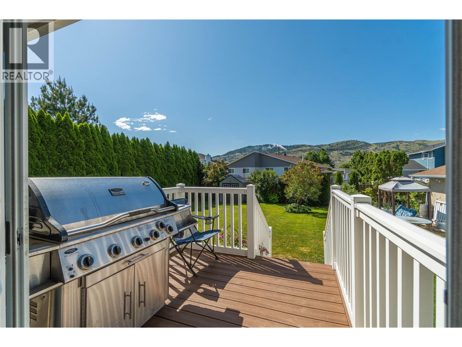 Photo 9 of 2321 Young Avenue, Kamloops BC