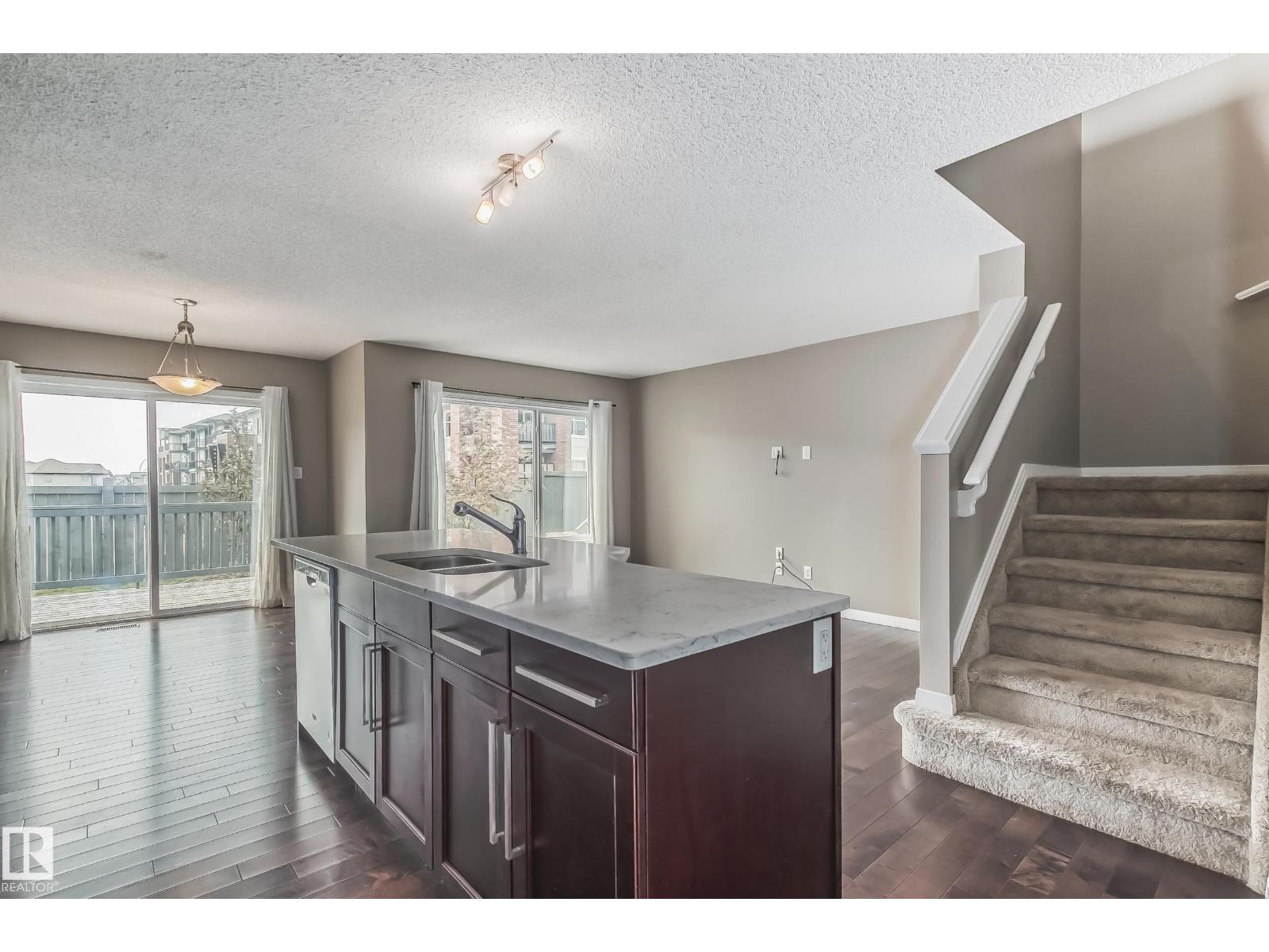 Photo 7 of 17308 76 St Nw, Edmonton AB