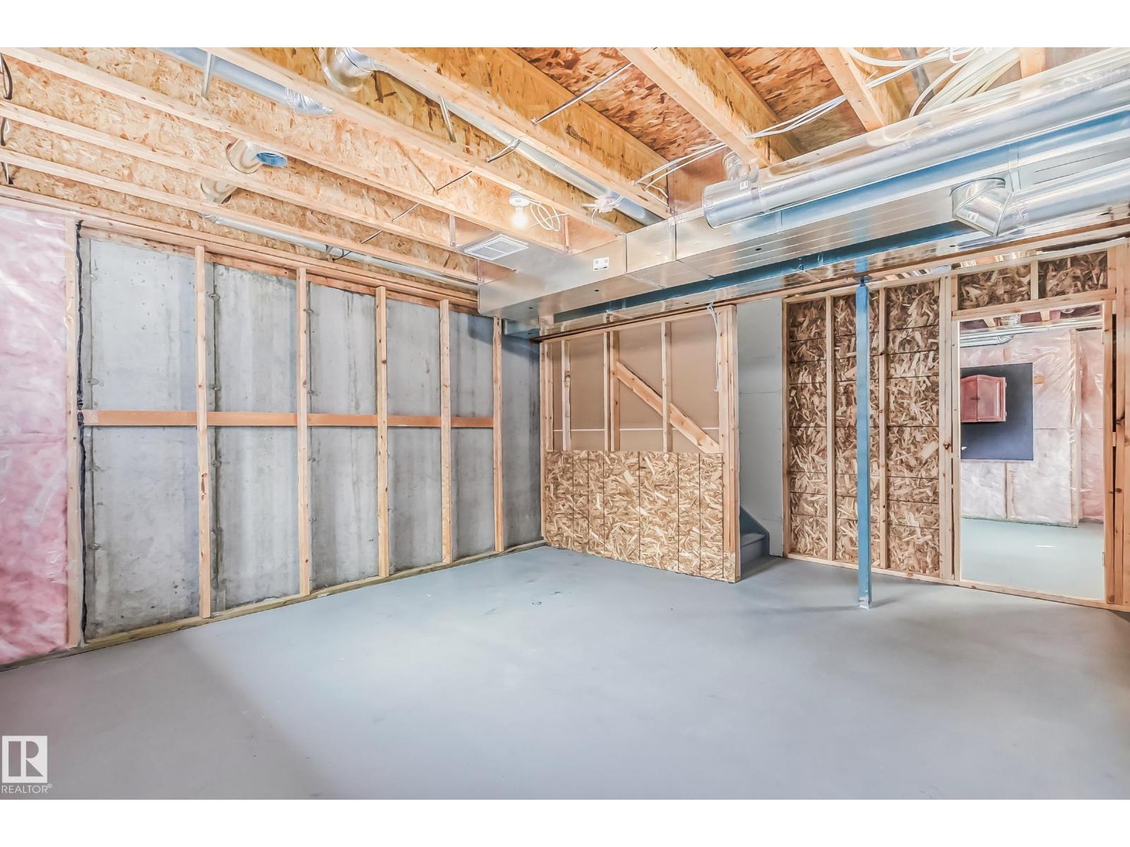 Photo 41 of 17308 76 St Nw, Edmonton AB