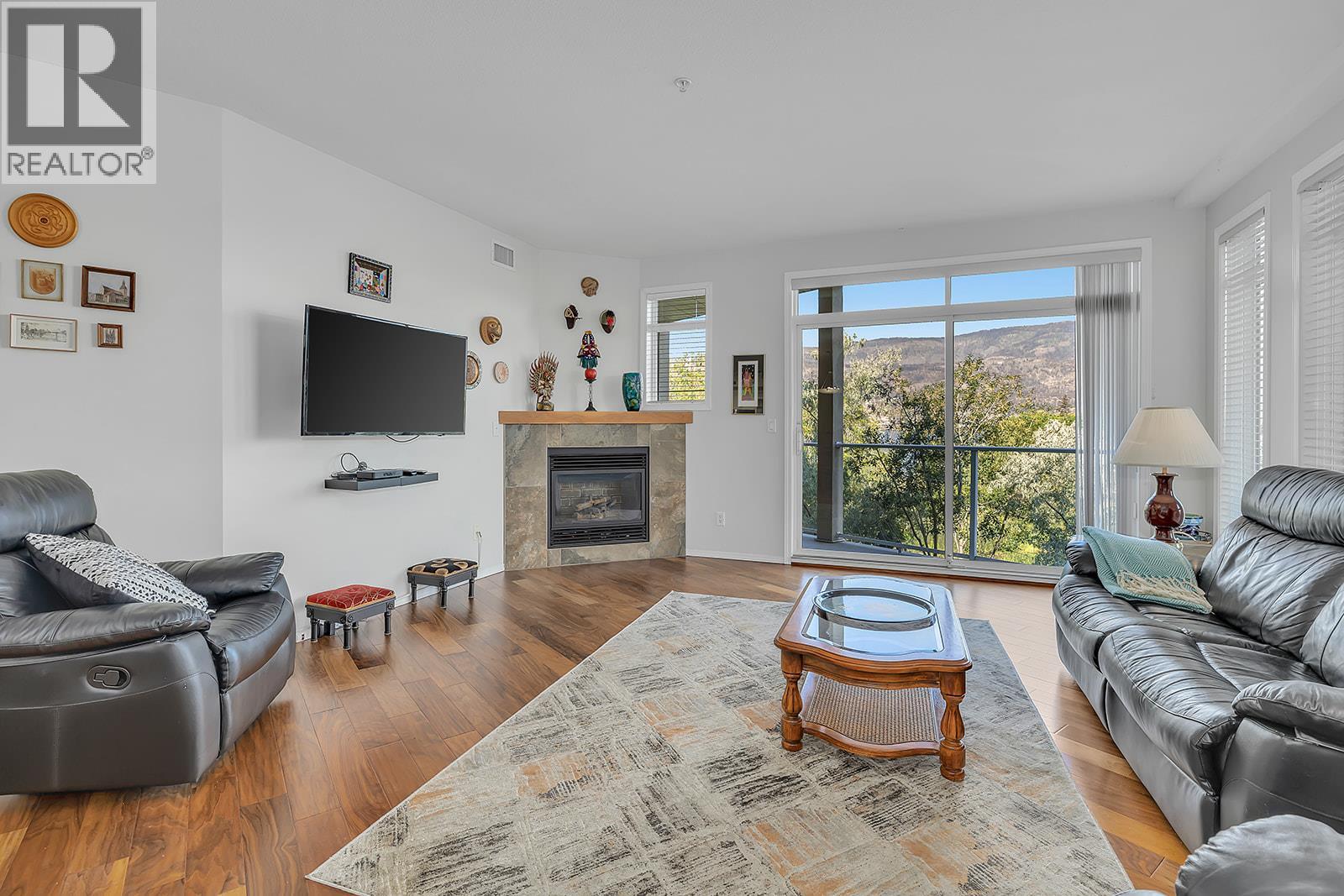 Photo 13 of 1088 Sunset Drive Unit 410, Kelowna BC