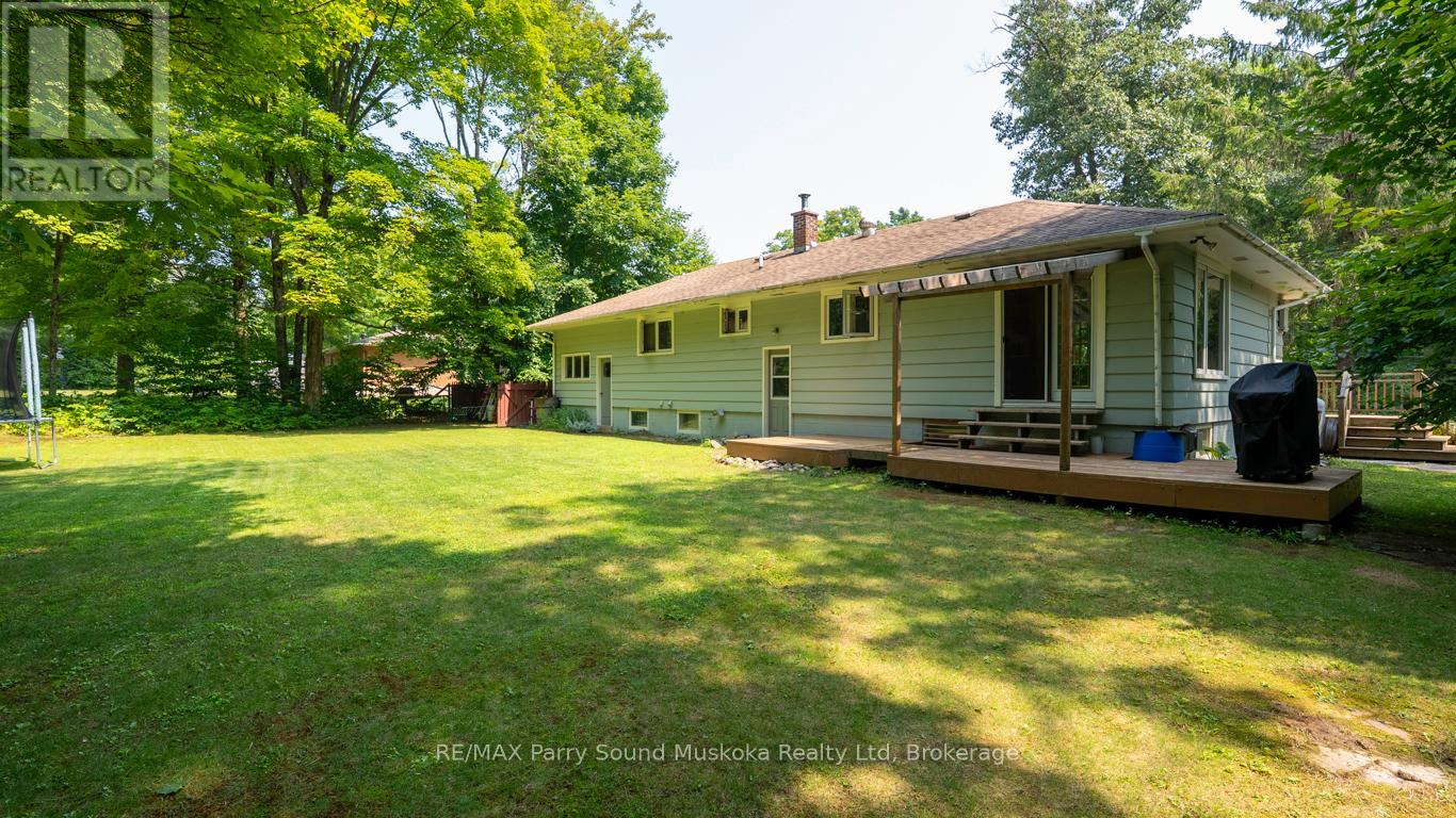 Photo 38 of 20 Sandy Plains Road, Seguin ON
