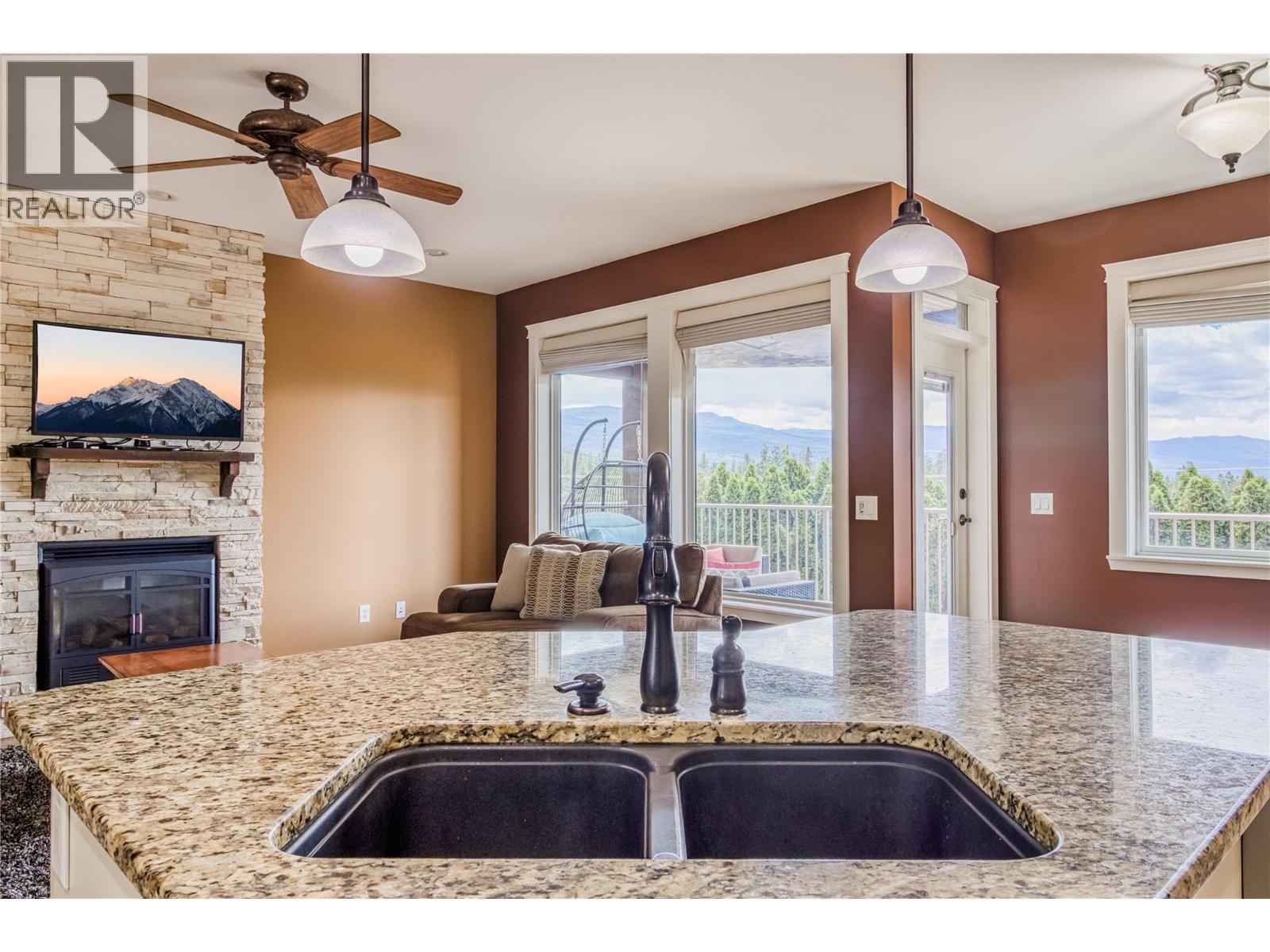 Photo 47 of 1084 Hume Avenue, Kelowna BC