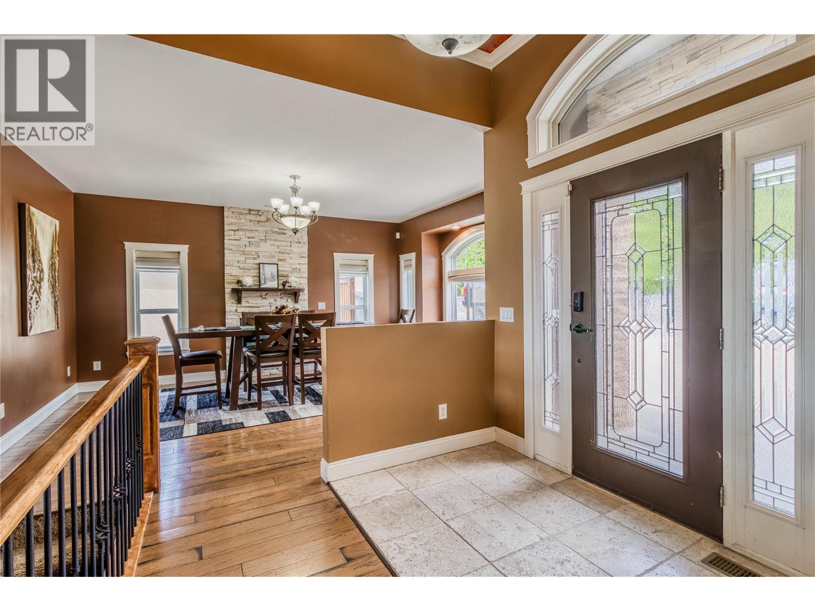 Photo 19 of 1084 Hume Avenue, Kelowna BC