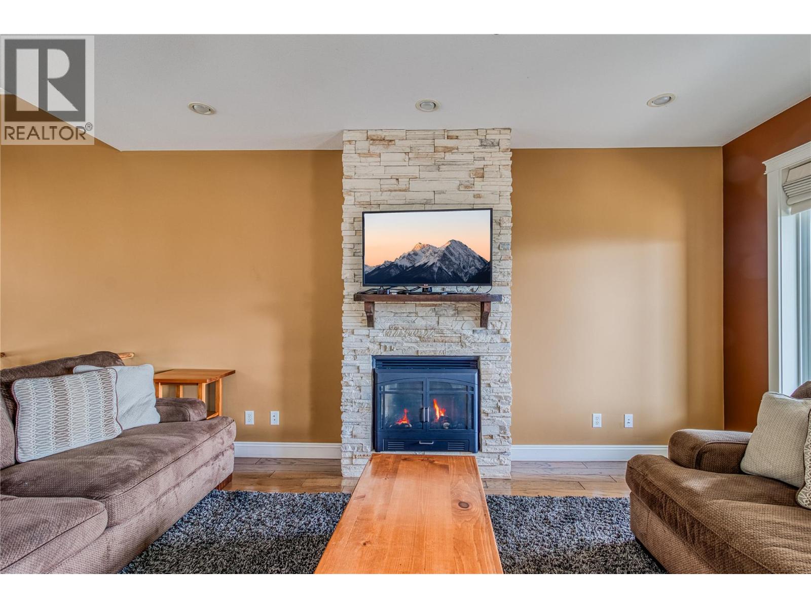 Photo 41 of 1084 Hume Avenue, Kelowna BC